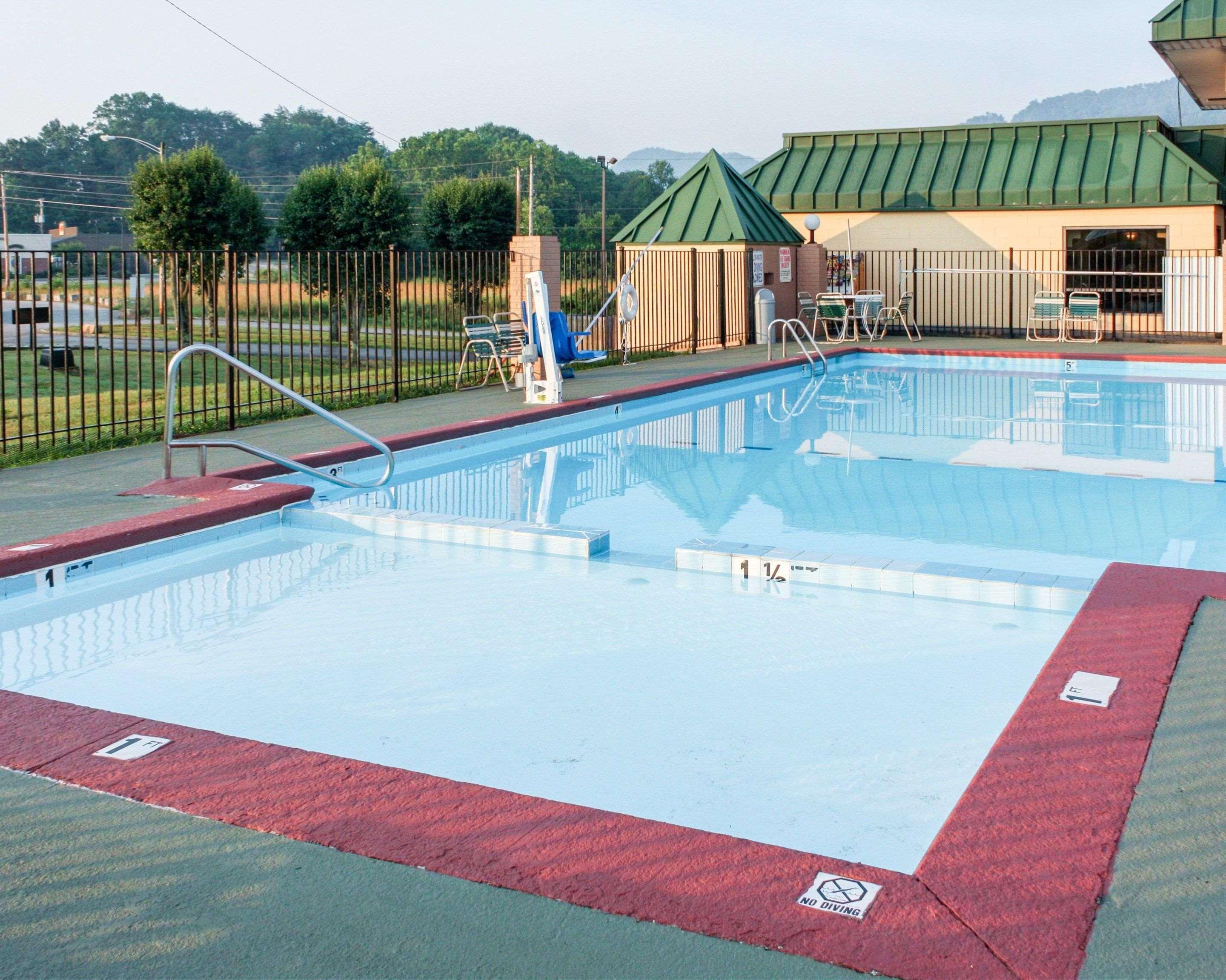 Econo Lodge - Rocky Top Exterior foto